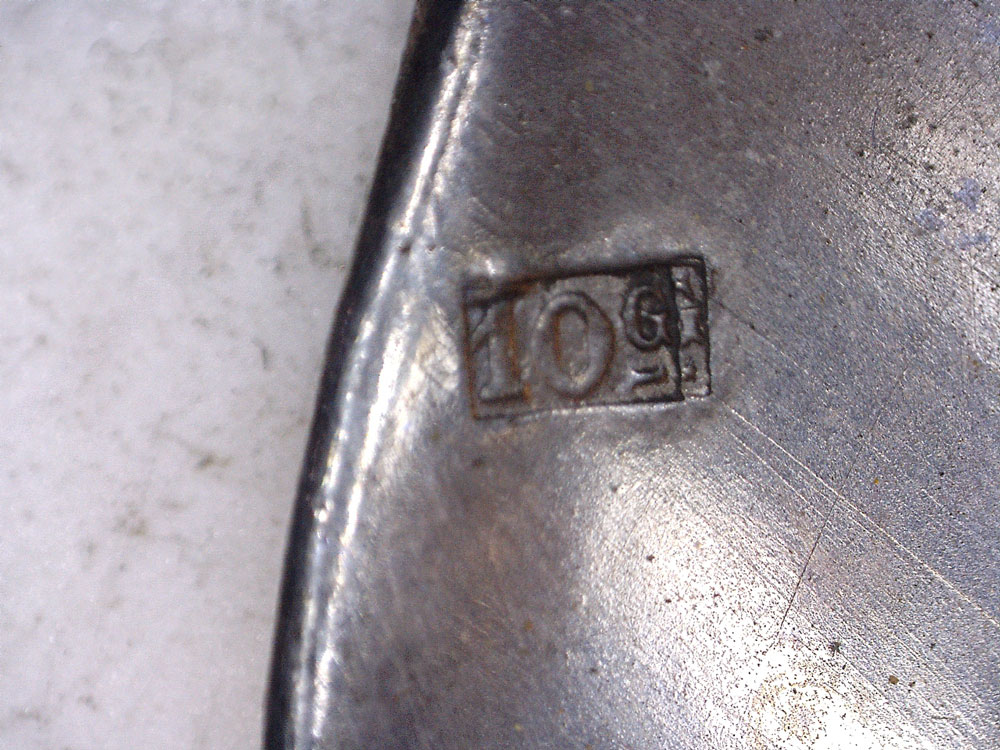 Poinçon numéro 1 de métal argenté inférieur à 80 gr