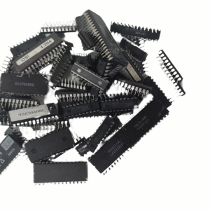 eprom_et_puces_fond_blanc_g2d2_original