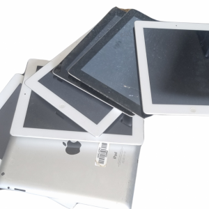 tablettes_fond_blanc_g2d2_original